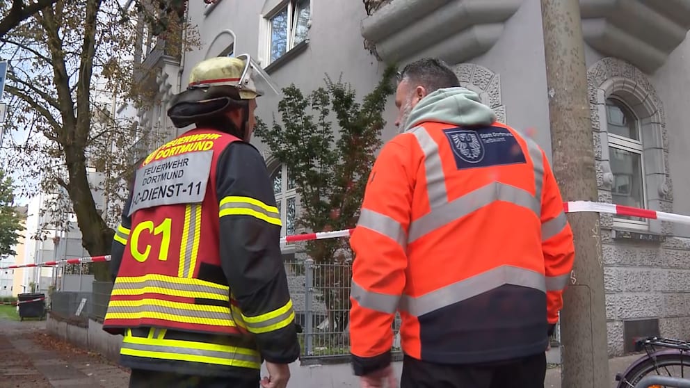 Gefährdung durch herabfallende Fassadenteile in Dortmund