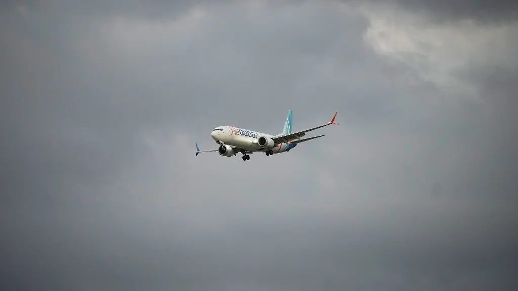 Details zum Vorfall im Cockpit von Flydubai-Flug und anschließender Notlandung