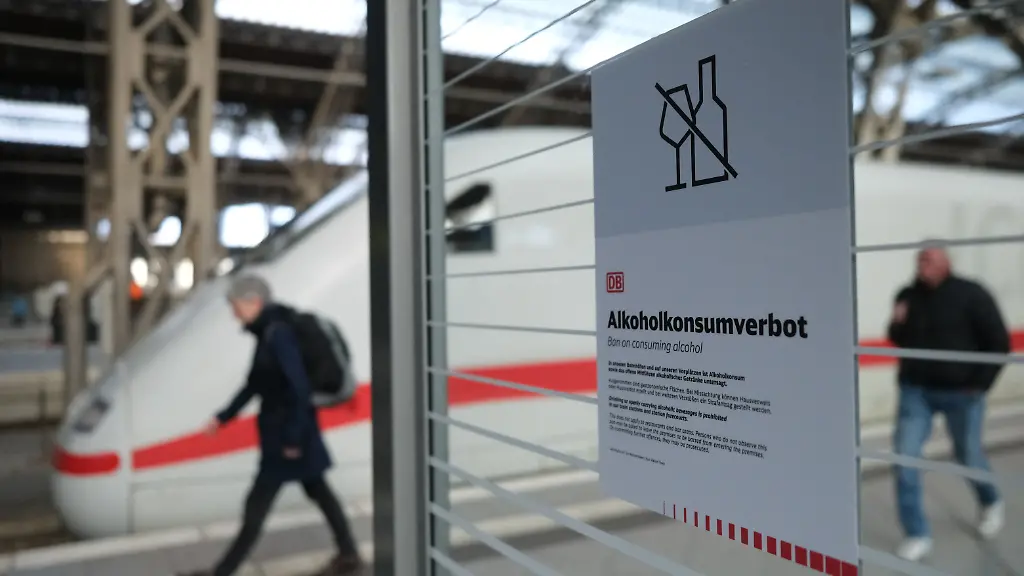 Bahn verschärft Sicherheitsmaßnahmen mit Alkoholverbot