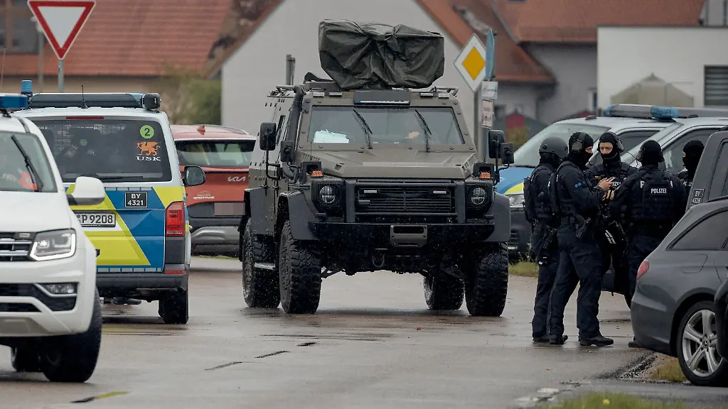 SEK-Einsatz in Berngau: Zwei Todesopfer nach Waffenkontrolle
