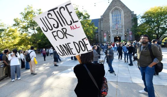Anonymität und Aufruhr: Der Fall an der Cornell University