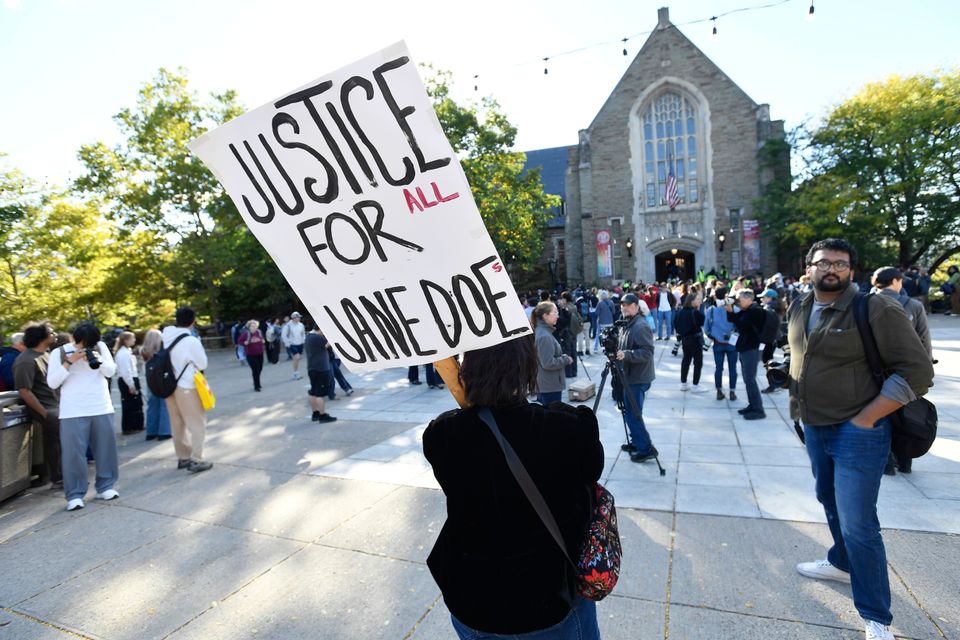 Anonymität und Aufruhr: Der Fall an der Cornell University