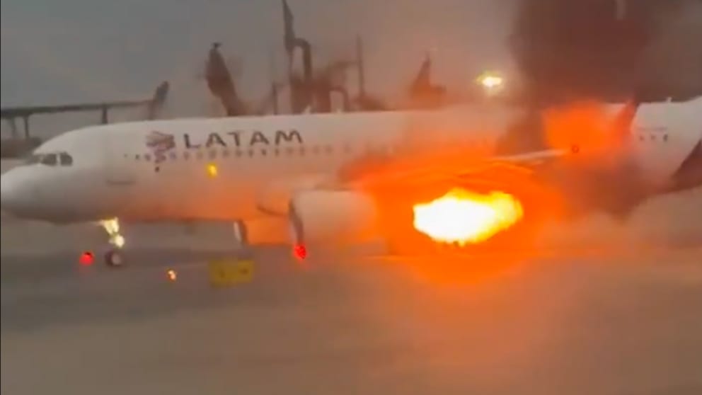 Feuer an Airbus A320 von LATAM in Lima vor dem Start