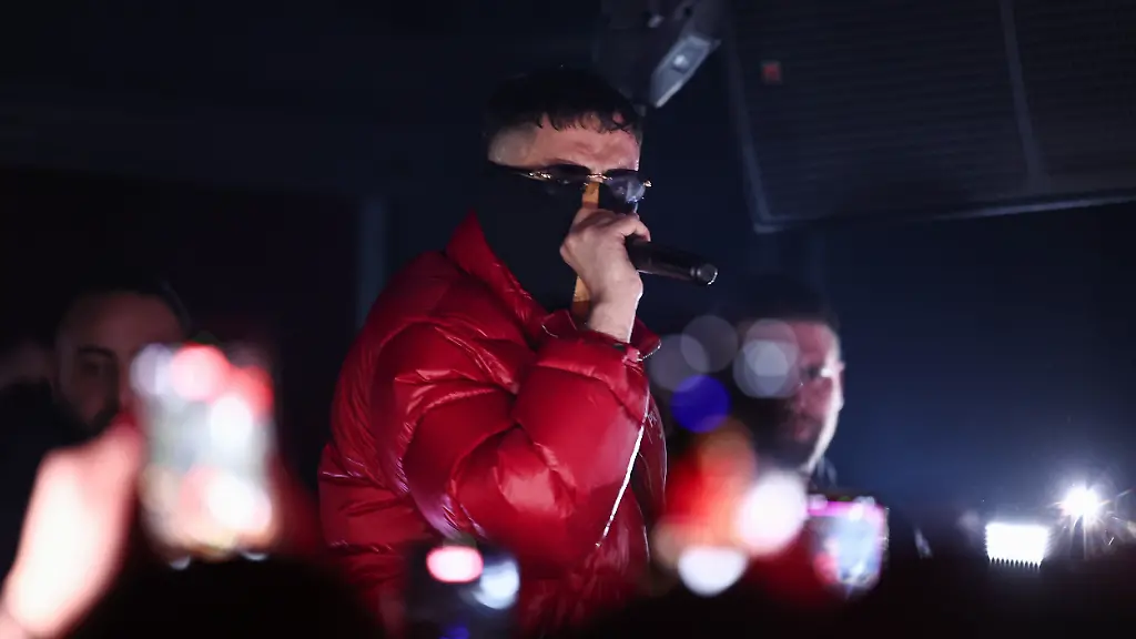 Rapper Haftbefehl kämpft nach Drogenrückfall um Gesundheit