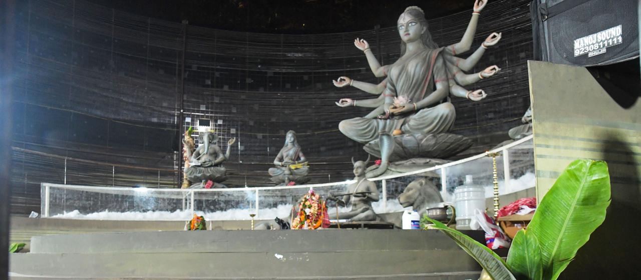 Massenpanik bei Durga Puja Fest in Indien