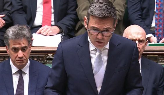 Großbritanniens harter Ton gegen Iran nach Vorfall in Fairford