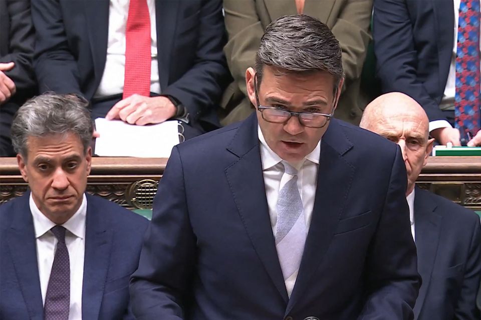 Großbritanniens harter Ton gegen Iran nach Vorfall in Fairford