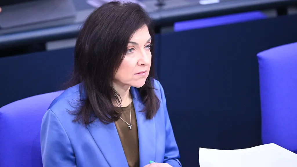 Instagram-Post von Ministerin Reiche über die Linke muss gelöscht werden