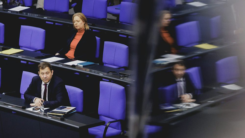 Klingbeil fordert Kurswechsel in der SPD nach Rücktritt von Bärbel Bas