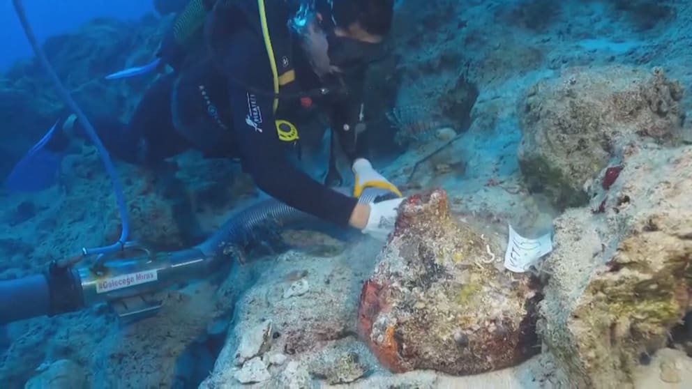 Schiffs-Sensation im Mittelmeer: Taucher entdecken ältestes Wrack der Welt