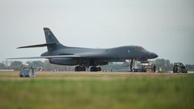 US-Bomber wegen Terrorverdacht in Großbritannien abgezogen