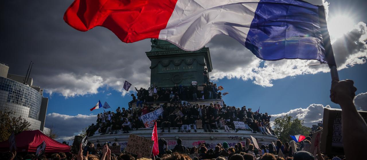 Frankreich reagiert auf Schulproteste mit Vertretungslehrern