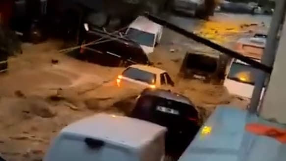 Naturgewalt trifft Metropole: Fluten in Istanbul