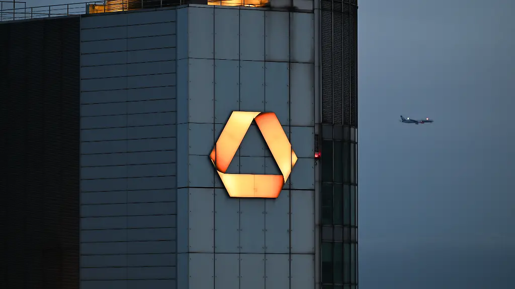 Unicredit erhält grünes Licht für Übernahme der Commerzbank
