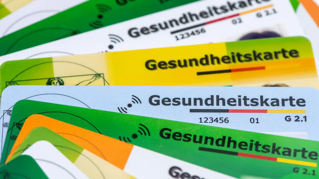 Kritik an Kinderlosenbelastung in der Pflegereform