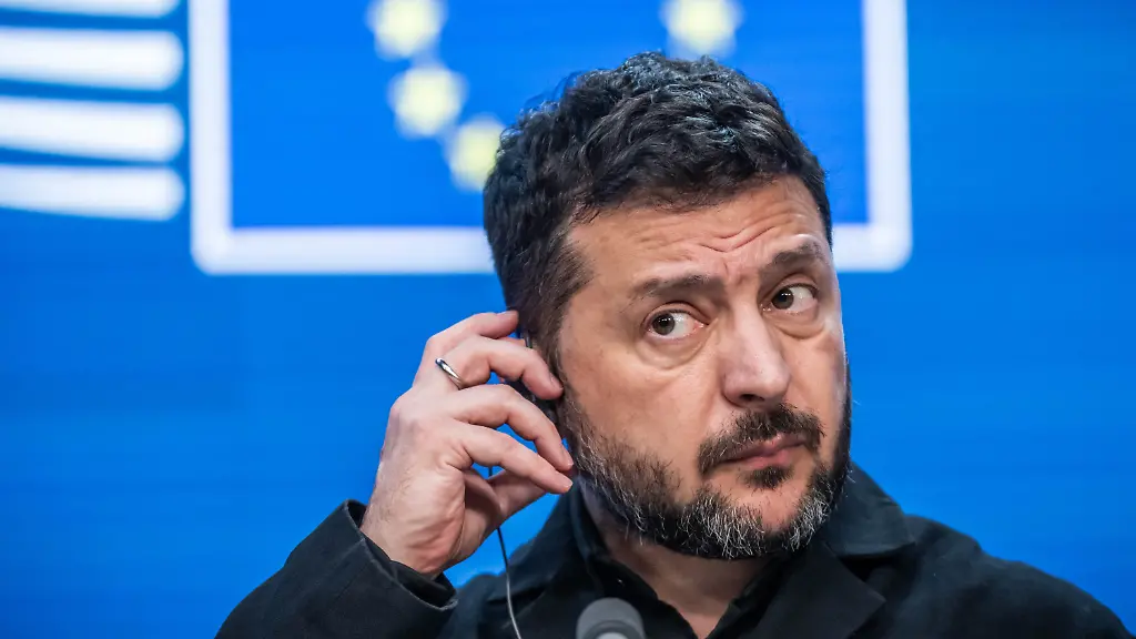 Selenskyj kritisiert Einschränkungen von Starlink in der Ukraine