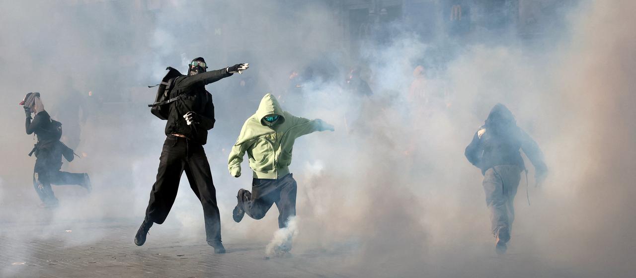 Polizei setzt bei Studentenprotesten in Brüssel Tränengas ein