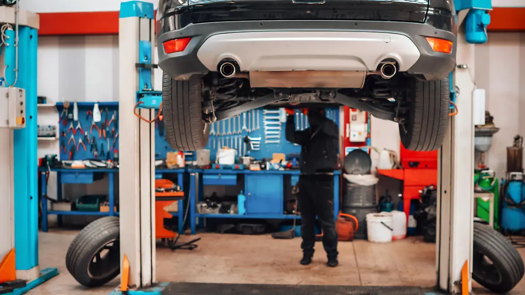 Rasant steigende Kosten für Autoersatzteile durch Designschutz
