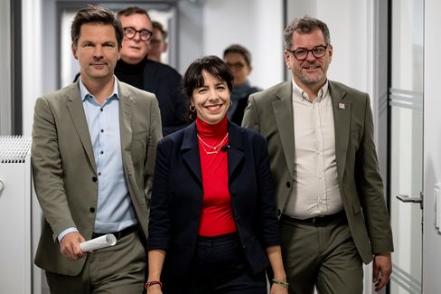 Spannungen in der Berliner Linken: Antisemitismusdebatte und Regierungsbildung